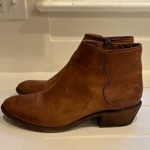 Frye Carson Vintage Cognac Leather Ankle Booties